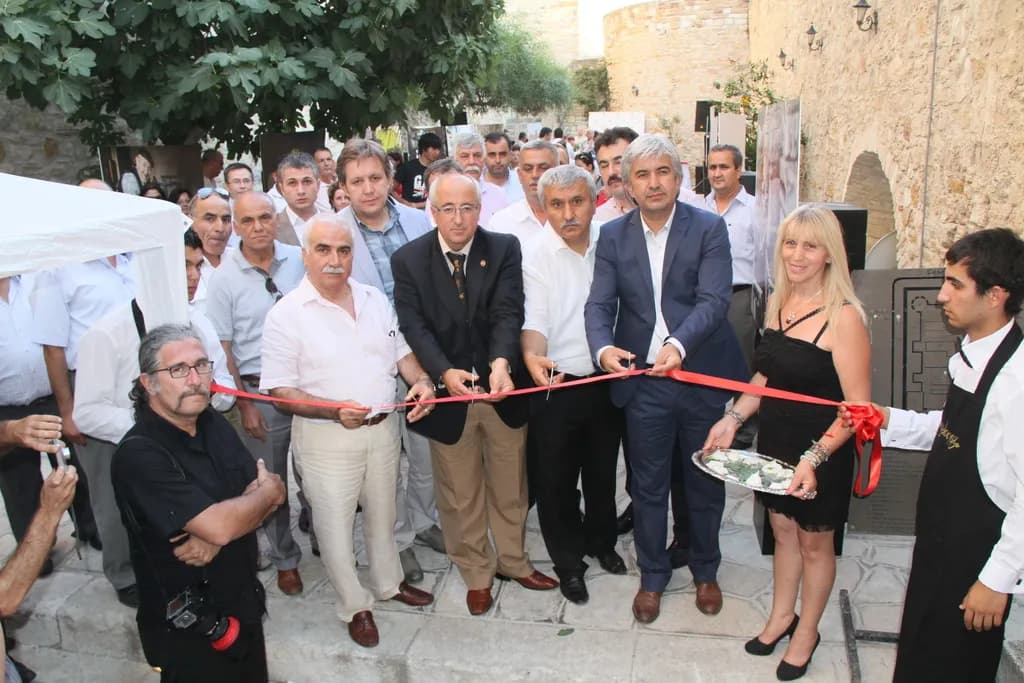 Akhisar Çeşme Kalesi Fotoğraf Sergisi
